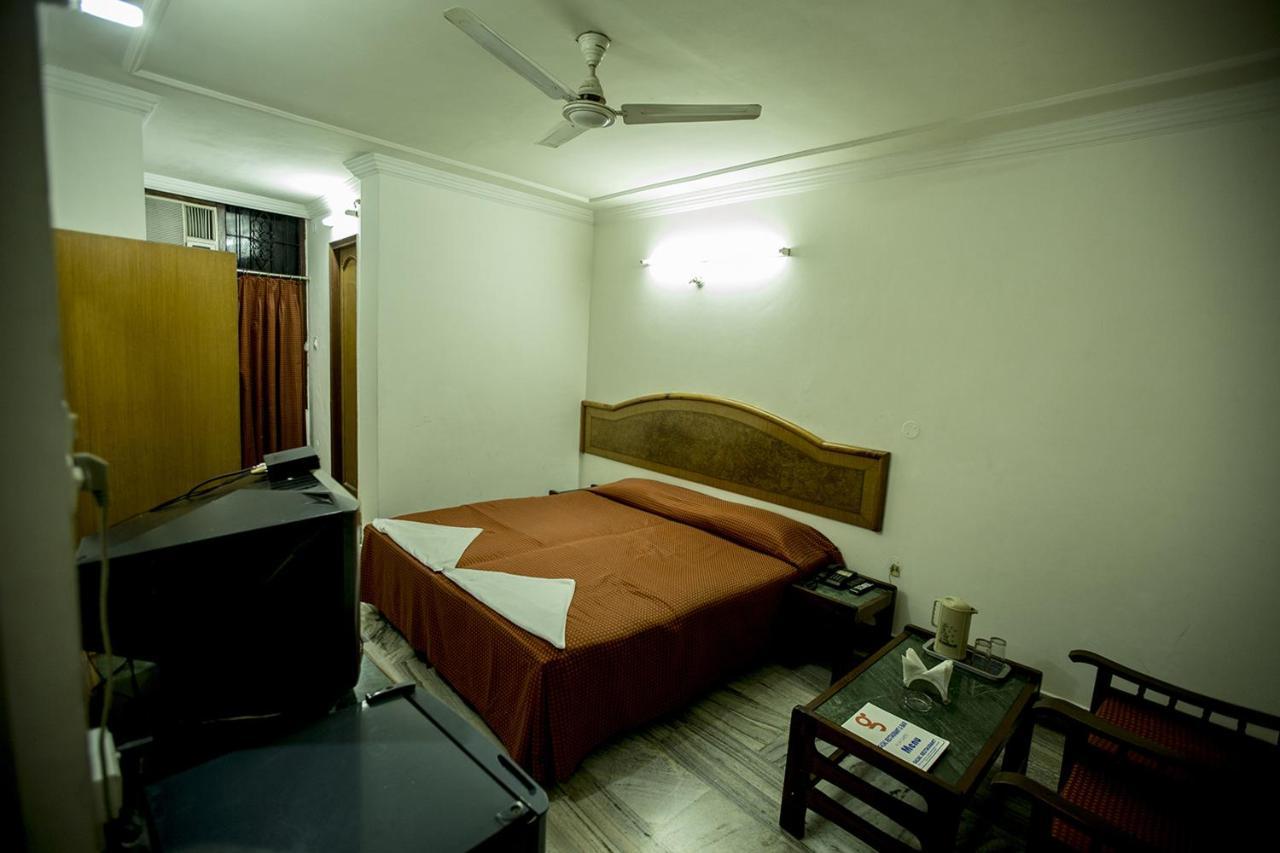 Deep Hotel Lucknow Eksteriør bilde